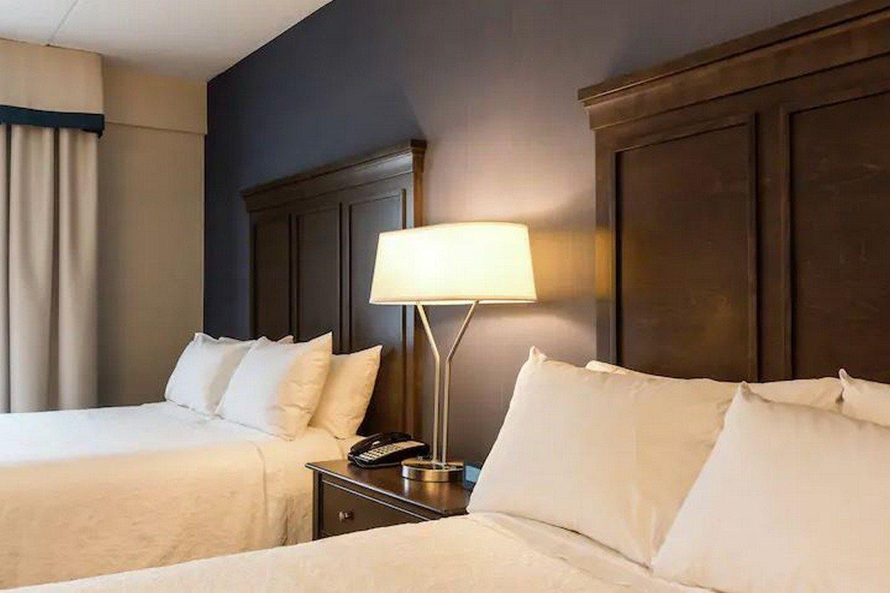 Hampton Inn By Hilton Ottawa Airport Екстер'єр фото